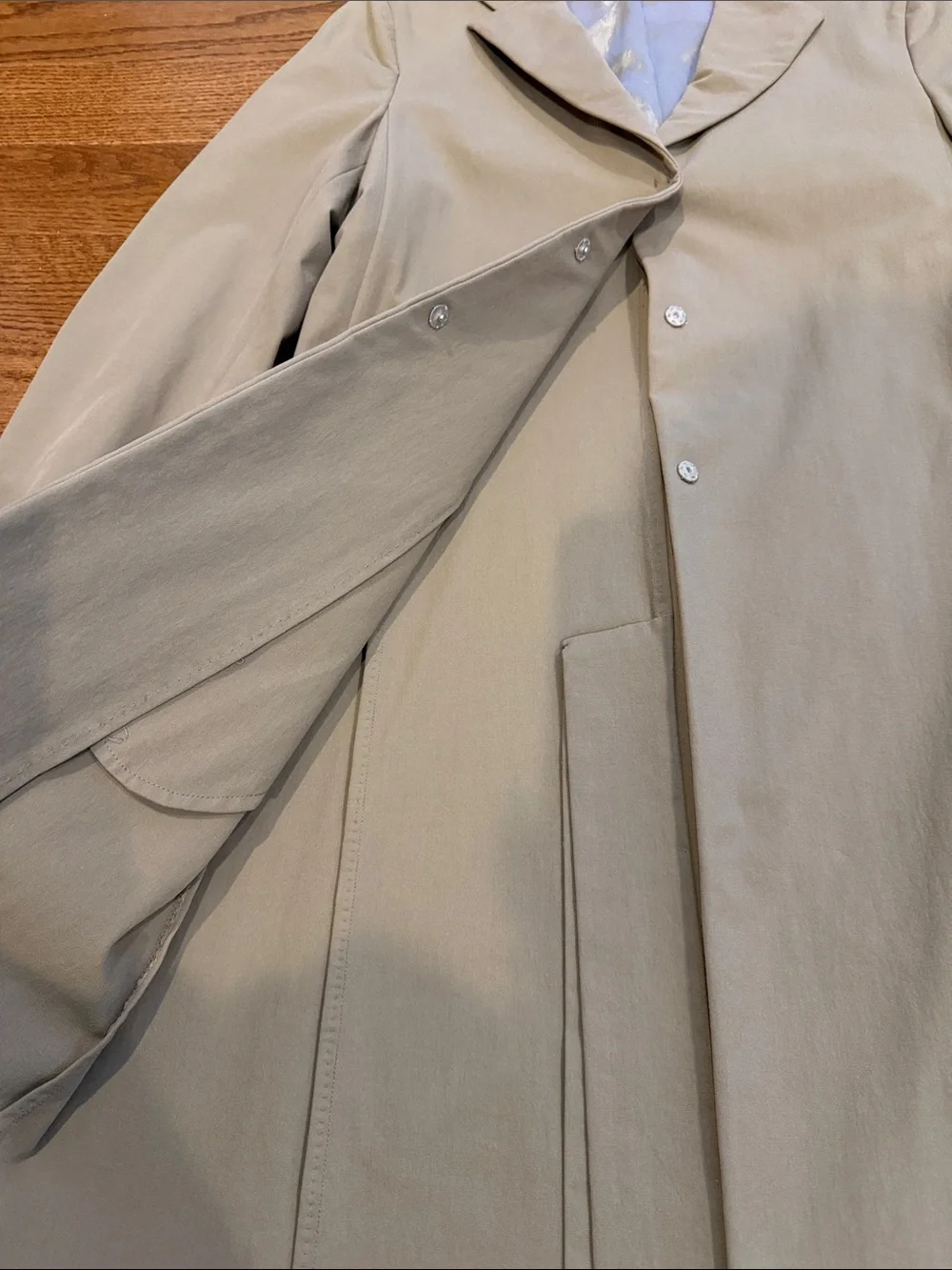 Burberry Prorsum Classic Women’s Beige Single-Breasted Coat - Picture 5 of 12